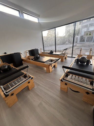 Garden Spot Pilates & Reformer — Pilates en Sabinas