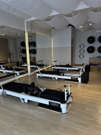 Curve Pilates Studio — Pilates en Cdad. Apodaca