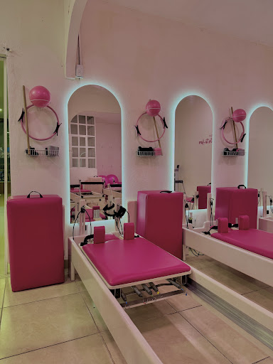 Aura Studio Pilates Reformer y Barre — Pilates en Cdad. Nezahualcóyotl
