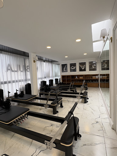Nébula Pilates Studio — Pilates en Santa María Tepepan, Xochimilco