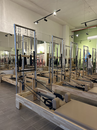 Essenza Pilates — Pilates en Monterrey