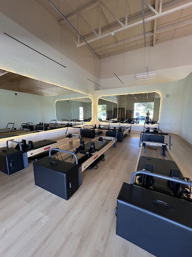 Pivot Studio | Pilates & Wellness — Pilates en Zapopan