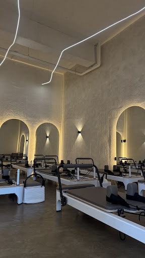 Luné Pilates Studio, Country — Pilates en Guadalajara