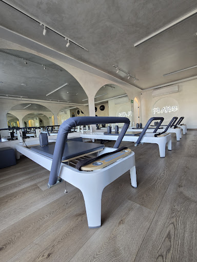 Jocla Reformer Pilates Hampton — Pilates en Durango