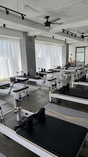 Studio Cien — Pilates en Puebla